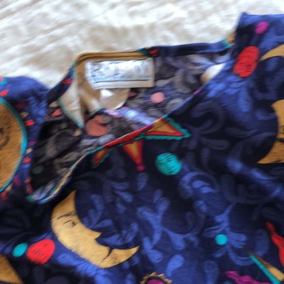 Retro 80s Moon Outfit - Picture 3 of 5